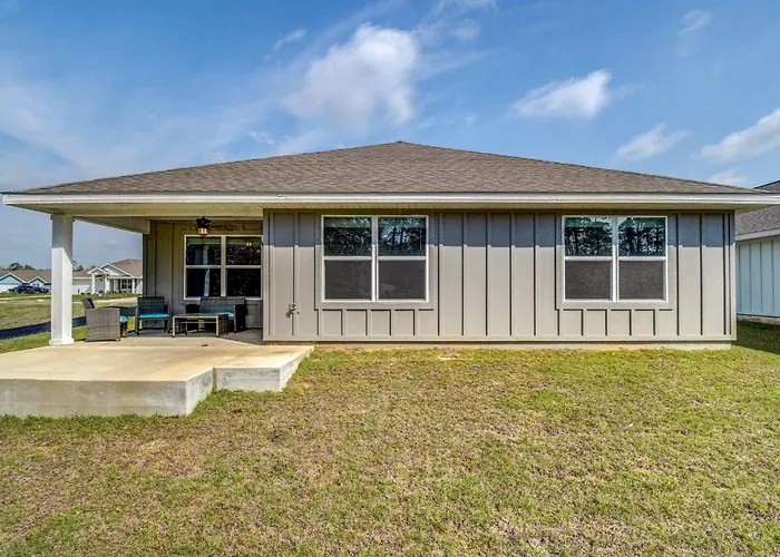 Foley Vacation Rental: 7 Mi To Gulf Shores Beaches