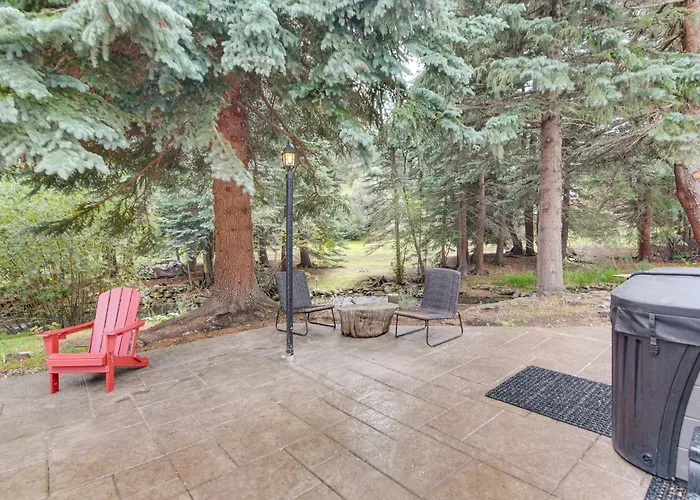 Charming Idaho Springs Retreat On Chicago Creek!
