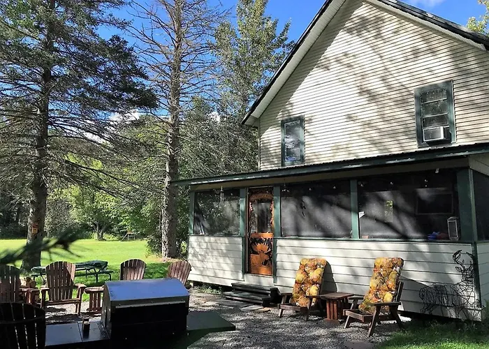 Incredible Adirondack Retreat