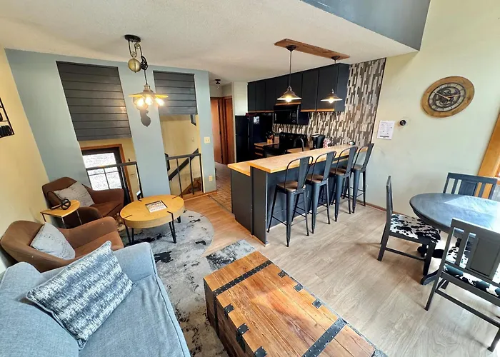 Lutsen Ski-In/Ski-Out Townhome | Pool, Gym, Sauna