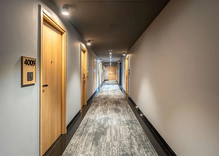 Park Inn & Suites By Radisson Thrissur East Fort