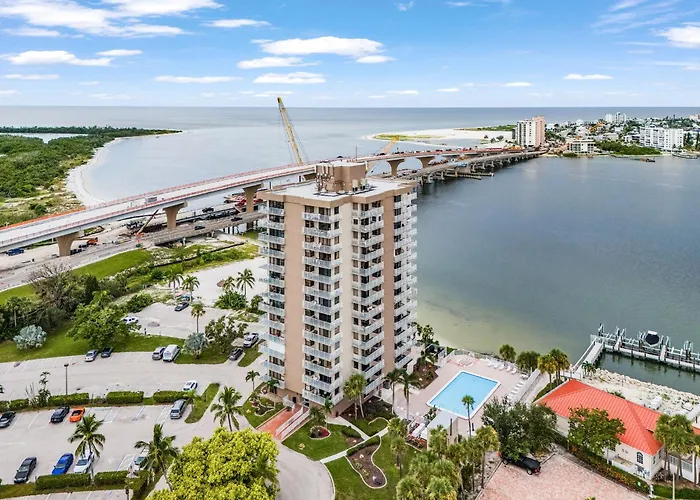 12Th Floor Retreat With Unmatched Gulf And Bay Views