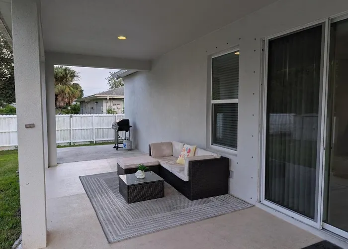 Modern Home In Palm Bay