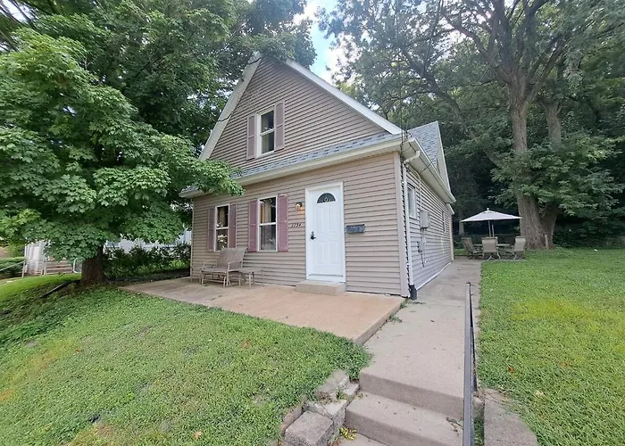 Whole Home By Heritage Trail