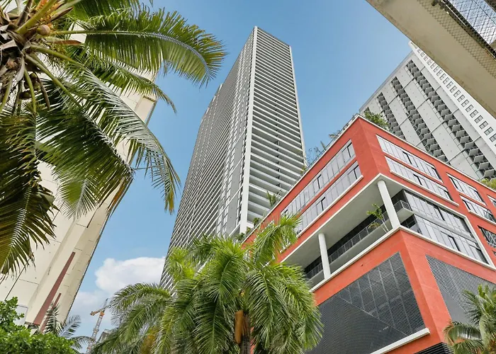 Skyline Escape - Modern 1Br High-Rise With Stunning Views
