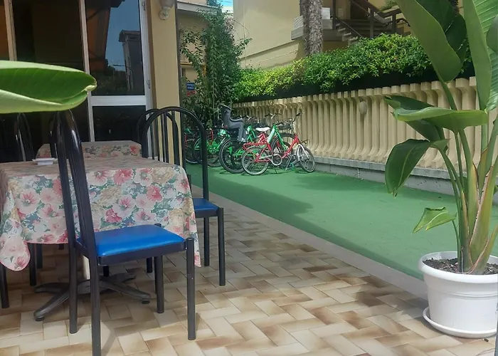 Hotel Holiday Garni - Pet Friendly