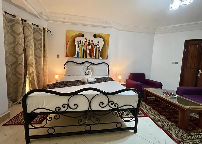 Touraco Suite Hotel Business