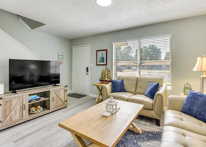 2 Mi To State Park: Dog-Friendly Niceville Home
