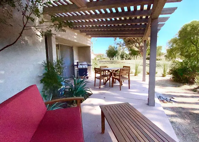 Desert Escape Modern 2Br Retreat With Mountain & Fairway Views - Managed By Greenday