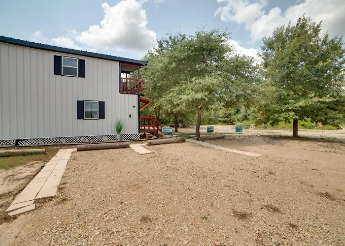 Hike & Explore: 60-Acre Outdoor Retreat In Tyler!