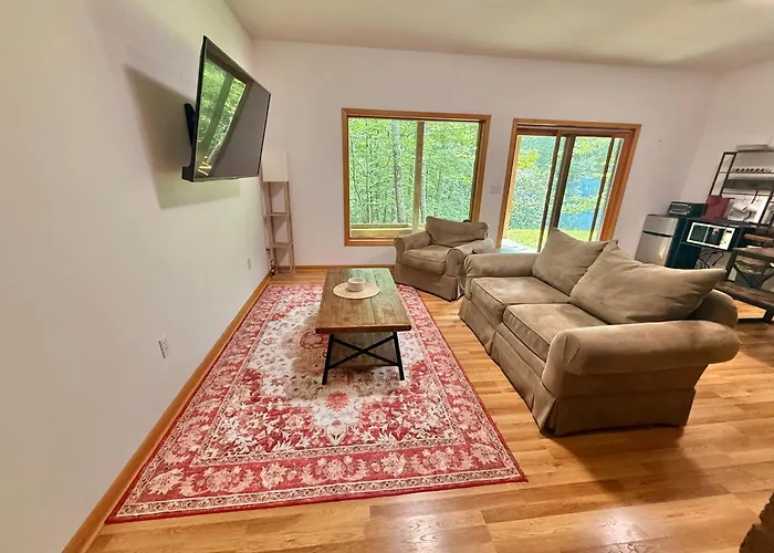 Morency Place - 14-Acre Woodland Escape 5 Miles From Vt