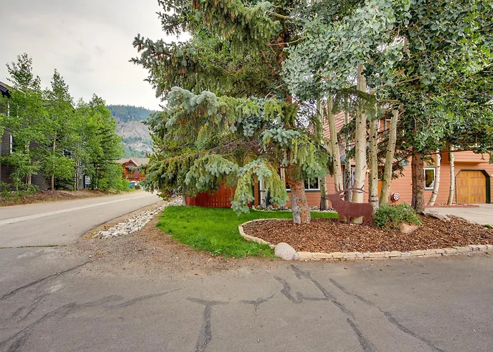 Walk To Ski Shuttle: Dtwn Frisco Gem W/ Fireplace!