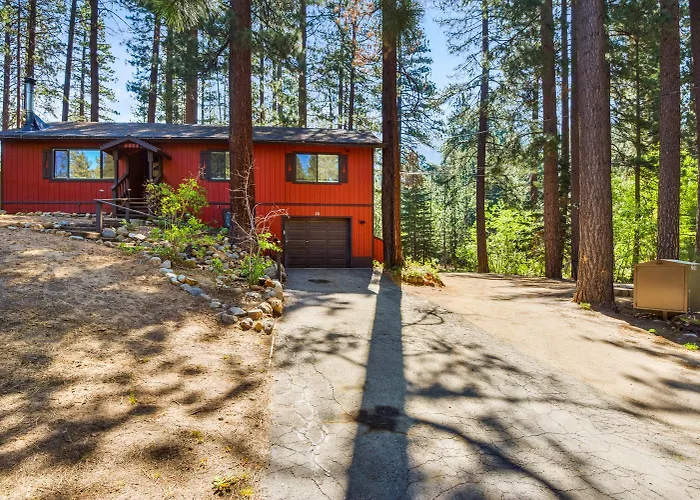 Incline Bliss Dreamy Pet Friendly Escape