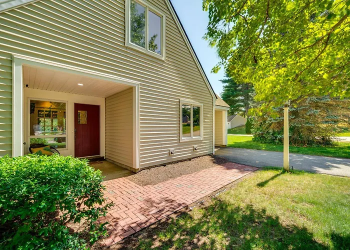 Lake & Beach Access: Family Townhome In Laconia