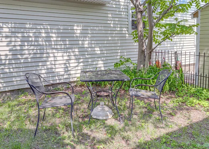 1/2 Mi To Ocean: Cozy Apt In Old Orchard Beach