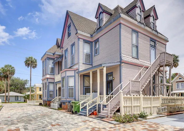 'Grand Gables' Home: 1 Block To St Johns River!