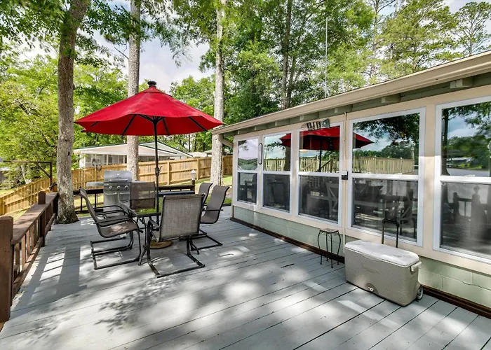 Private Dock + Fire Pit: Gantt Lake Getaway!