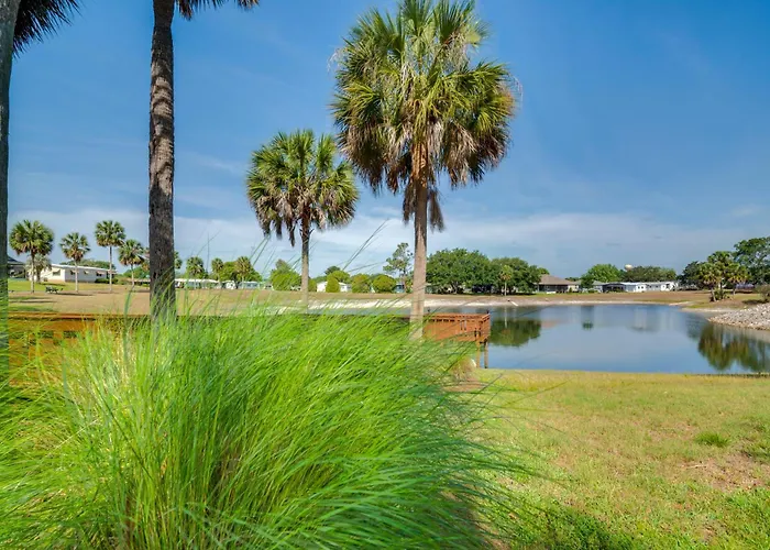 Golf & Pool Access: Home W/ Yard In Lady Lake