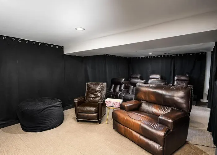 The Mcm Movie Manor With A Big Backyard And A Movie Theater