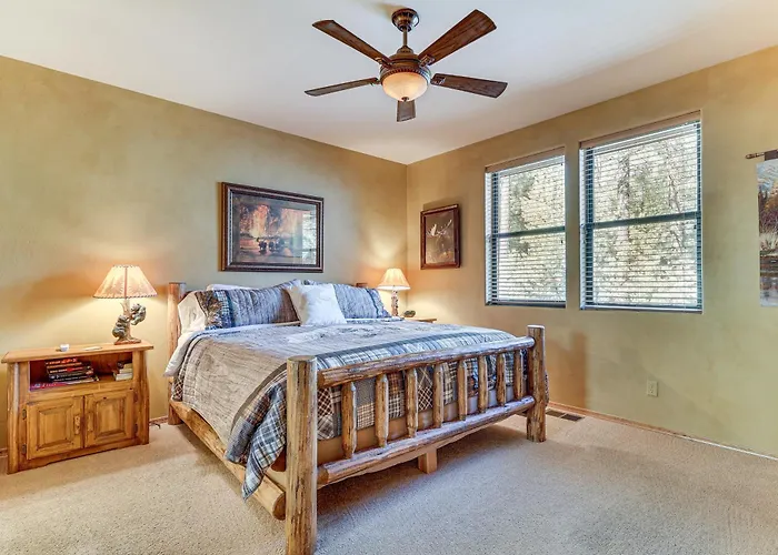 Rustic Retreat W/ Spacious Deck In Show Low!