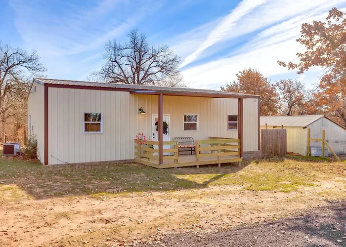 4 Mi To Lazy E Arena: Horse Lover'S Haven W/ Grill