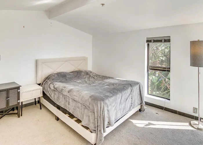 3 Mi To Beach: Home W/ Pool & Spa In Malibu!