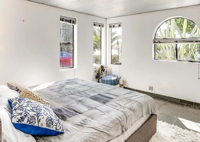 3 Mi To Beach: Home W/ Pool & Spa In Malibu!