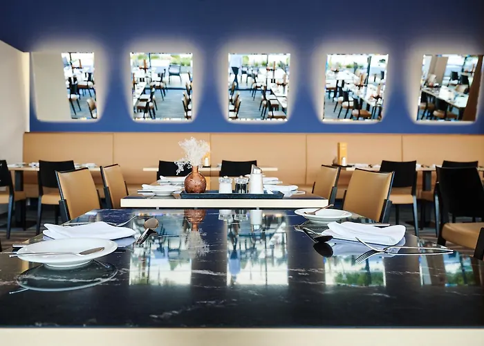 Parkhotel Poertschach - Das Hotelresort Mit Insellage Am Woerthersee