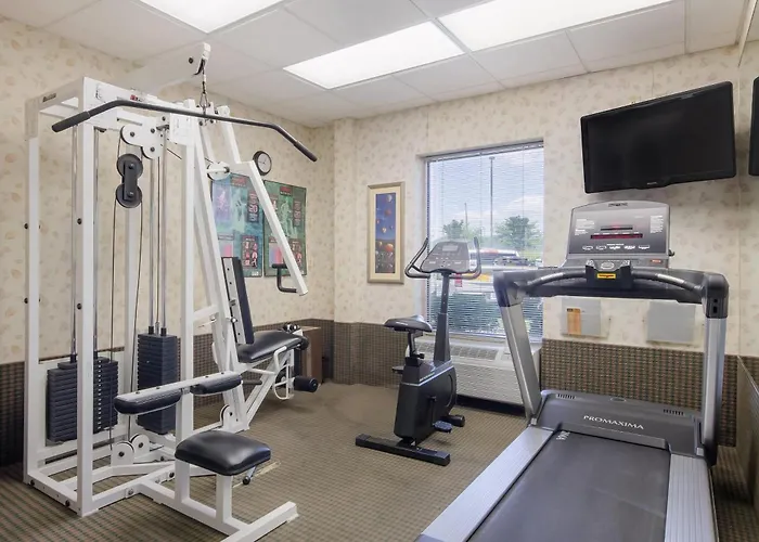 Mainstay Suites Roanoke Airport