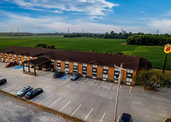 Super 8 By Wyndham Marston