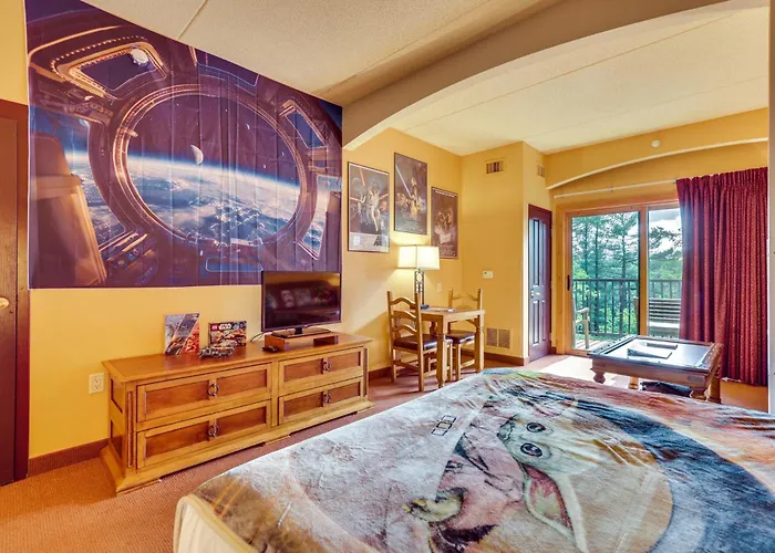 Wisconsin Dells Resort Condo W/ Star Wars Decor!