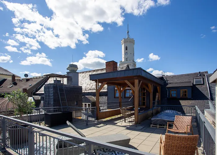 NEU - Dachsuite - Sauna - Terrasse - 4P - Frühstück buchbar