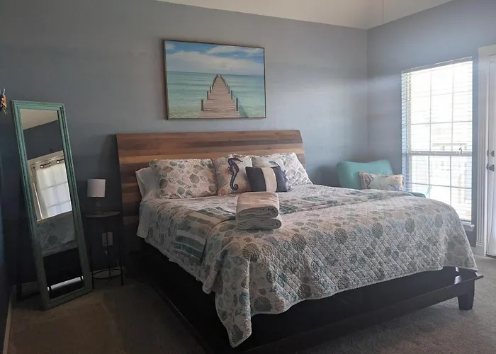 Portofino House - Seabrook - 3 Bed 2 Bath Hot Tub