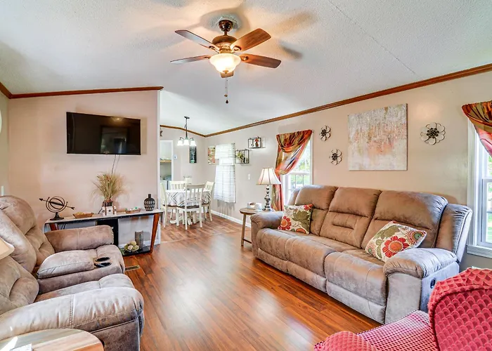 Pet-Friendly Corbin Vacation Rental ~ 4 Mi To Town