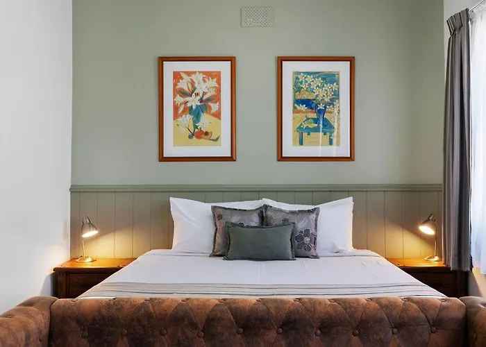 George Inn Rooms At Royal Tenterfield