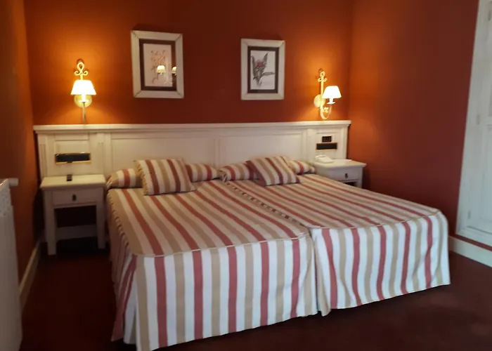 Hotel Leonor Miron