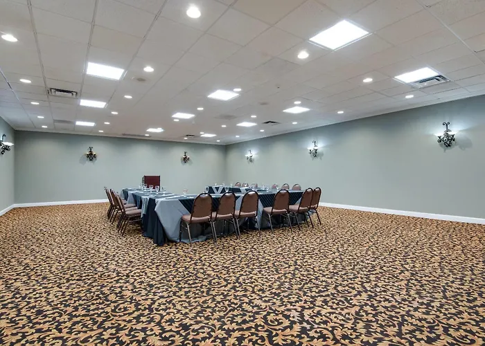 Quality Inn Oneonta Cooperstown Area