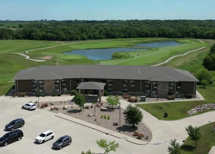 Qube Hotel - Polk City