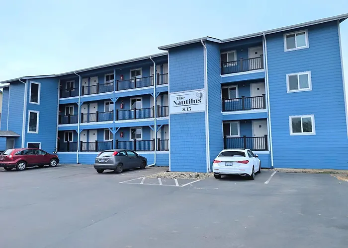 Aurora At Nautilus - Pet Friendly Oceanfront Condo