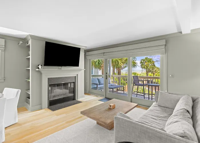 New Listing! Seagrove Villa 3A - Luxurious Ocean View!