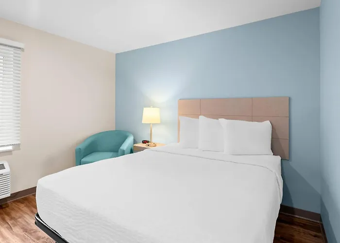Woodspring Suites Richmond Airport