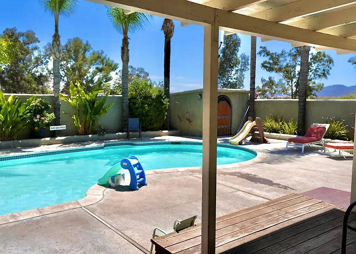 La Casita Poolside Retreat
