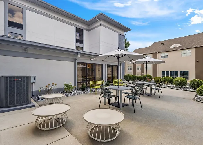 Spark By Hilton Alpharetta Roswell