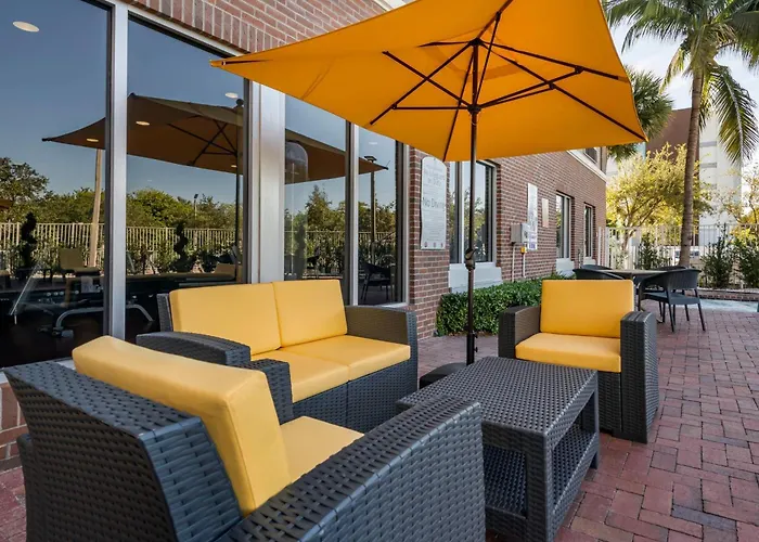 Cambria Hotel Ft Lauderdale, Airport South & Cruise Port
