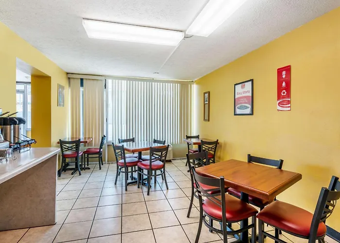 Econo Lodge Near Missouri University Of Science And Technology