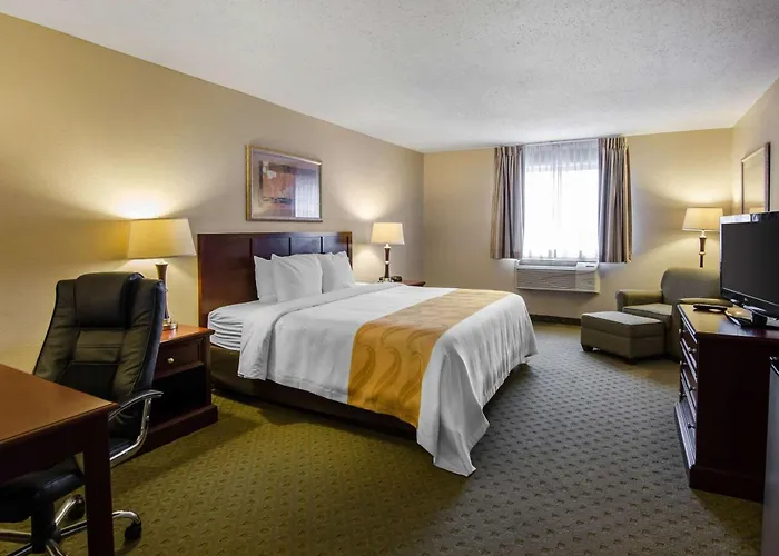 Quality Inn Summersville - New River Area
