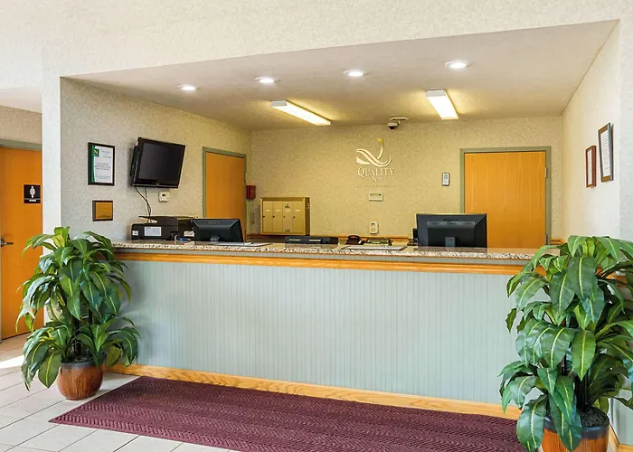 Quality Inn Weston