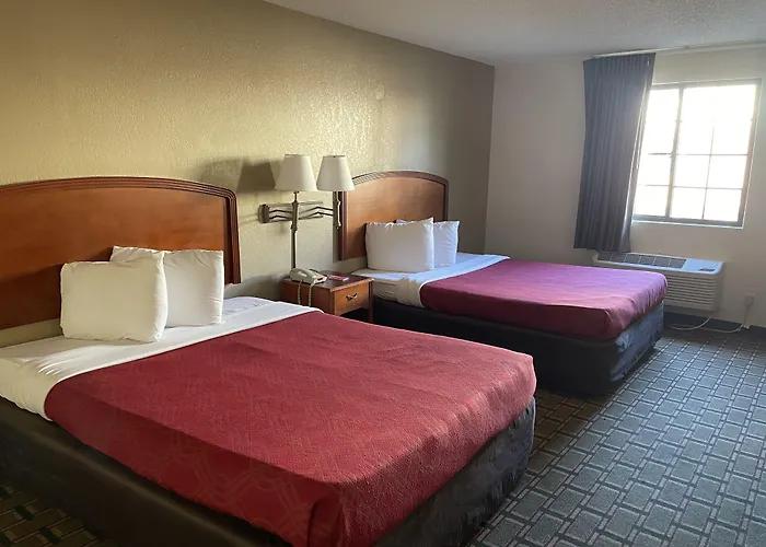 Econo Lodge Kalamazoo Near Wings Stadium