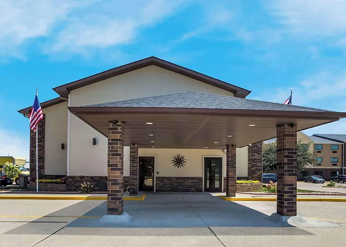 Quality Inn Galesburg Near Us Highway 34 And I-74