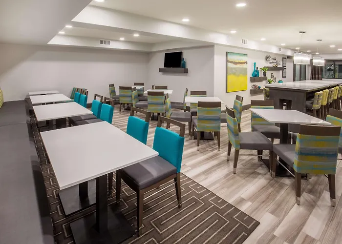 Hampton Inn Monterey